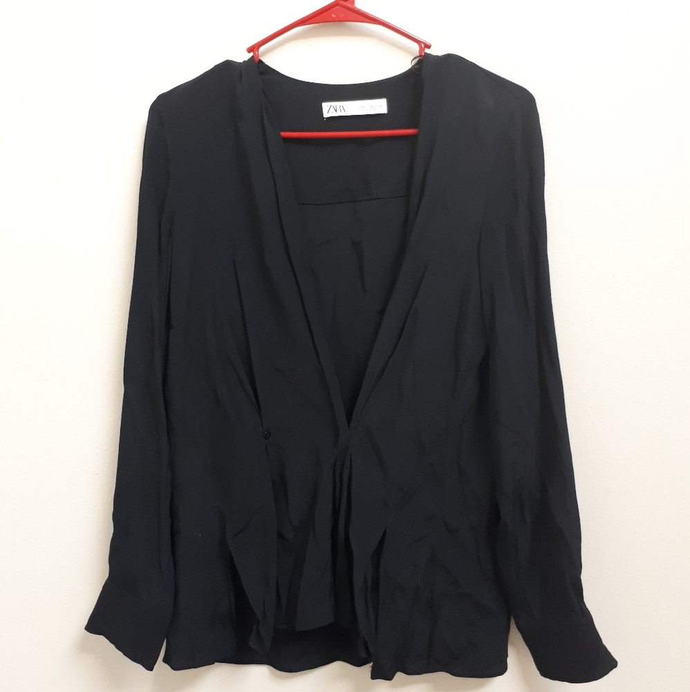 Wome Zara Draped black top size XS ECU.